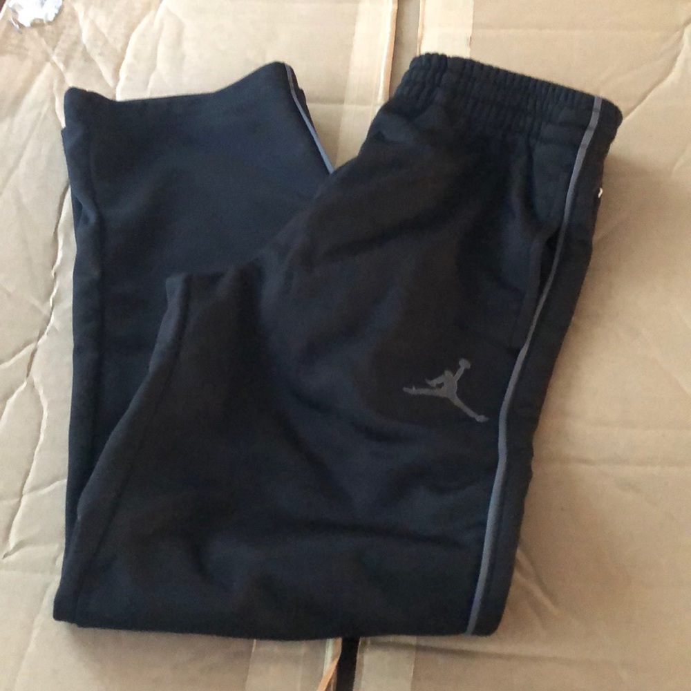 New Jumpman Youth Boys Small Active Pants